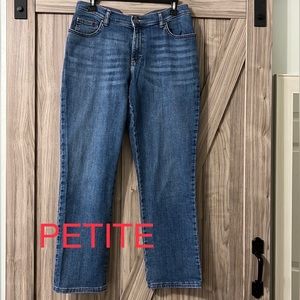 PETITE LEE Medium Wash Relaxed Fit Straight Leg Jeans Sz 8P